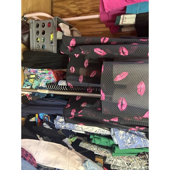 Torrid Tank Top Sleeveless Shirt Black Polka Dot- Semi sheer Pink Lips 3 (3X) - Picture 3 of 11